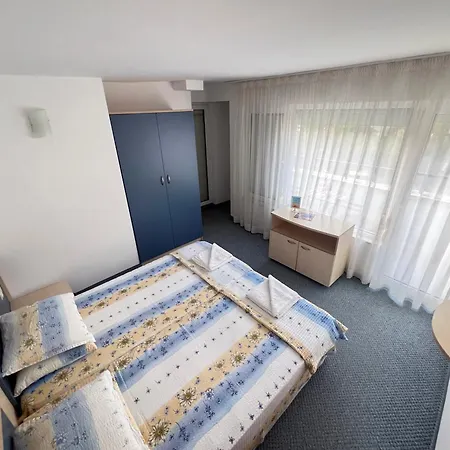 Apartment Hrizantema *