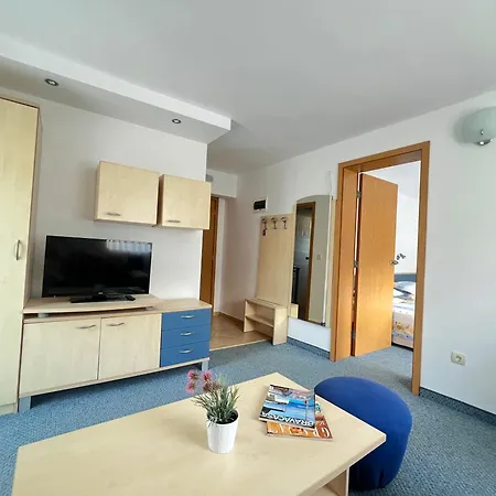 Apartment Hrizantema Sveti Vlas